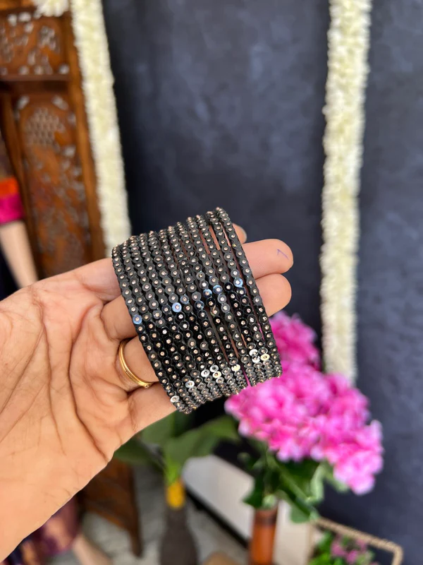 Raindrop Bangles - Black